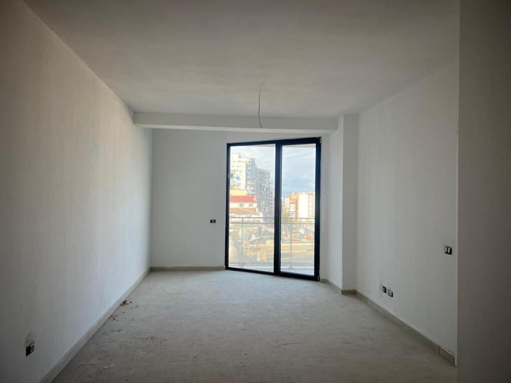 Apartament ne shitje 1+1 mine peza