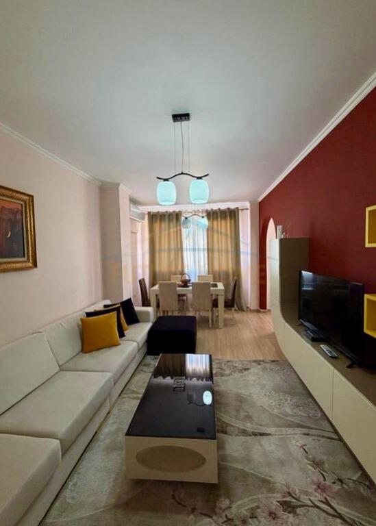 Qera, Apartament 1+1, Fresk, Tirane.