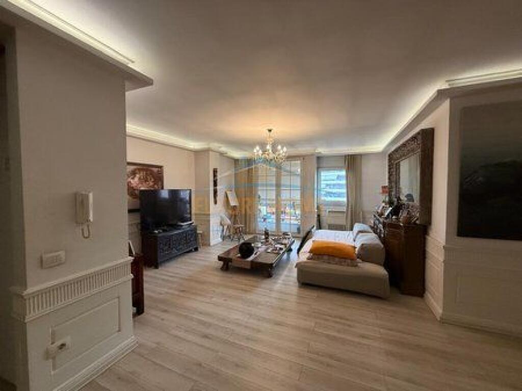 For sale, Apartment 2+1, Bajram Curri Boulevard, Tirana.