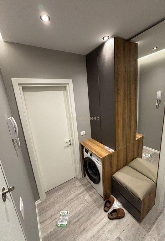 Jepet me qira apartament 1+1 + post parkimi