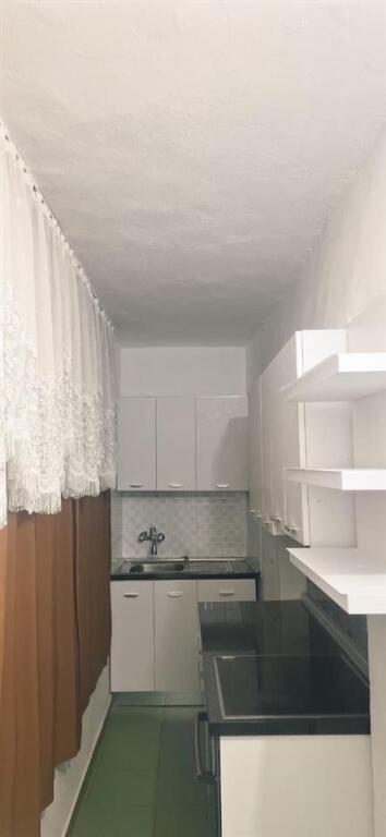 Apartament 1+1 me qera ne Ali Dem prane Fushes