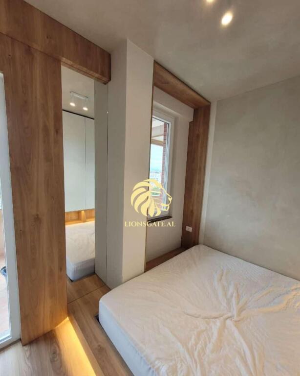 🏢 APARTAMENT ME QIRA – PAMJE NGA UNAZA