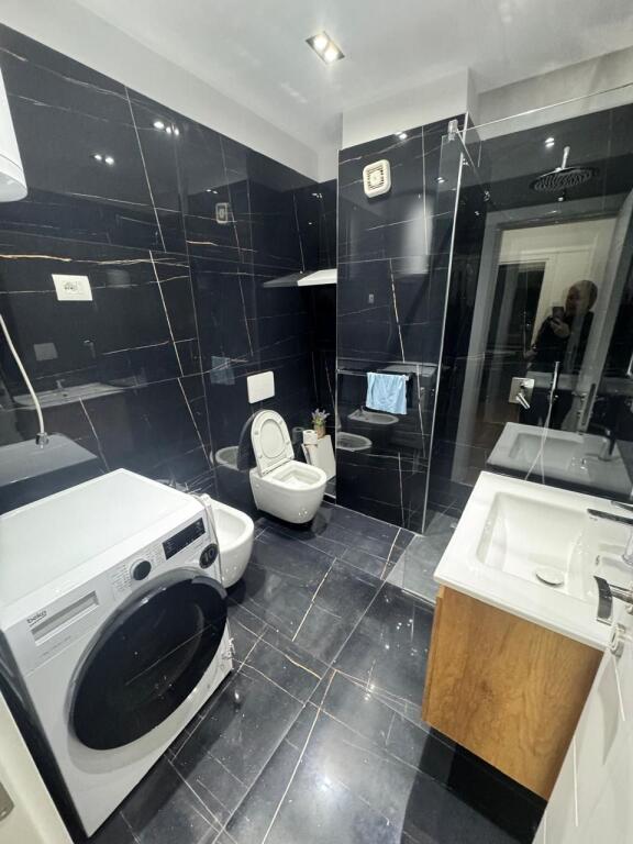 🏡 Shitet Super Apartament 2+1+2 – Komuna e Parisit