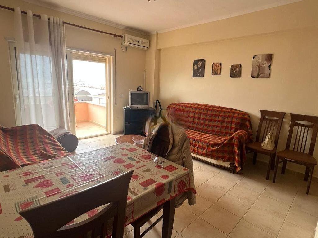 🌊 Jepet me qira apartament 1+1 në Plazh, Durrës — Vija e Parë, Pamje Fantastike nga Deti
