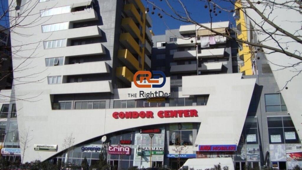 Occasione! Vendesi Negozio al Condor Center, Opportunità Ideale per Investimento!!