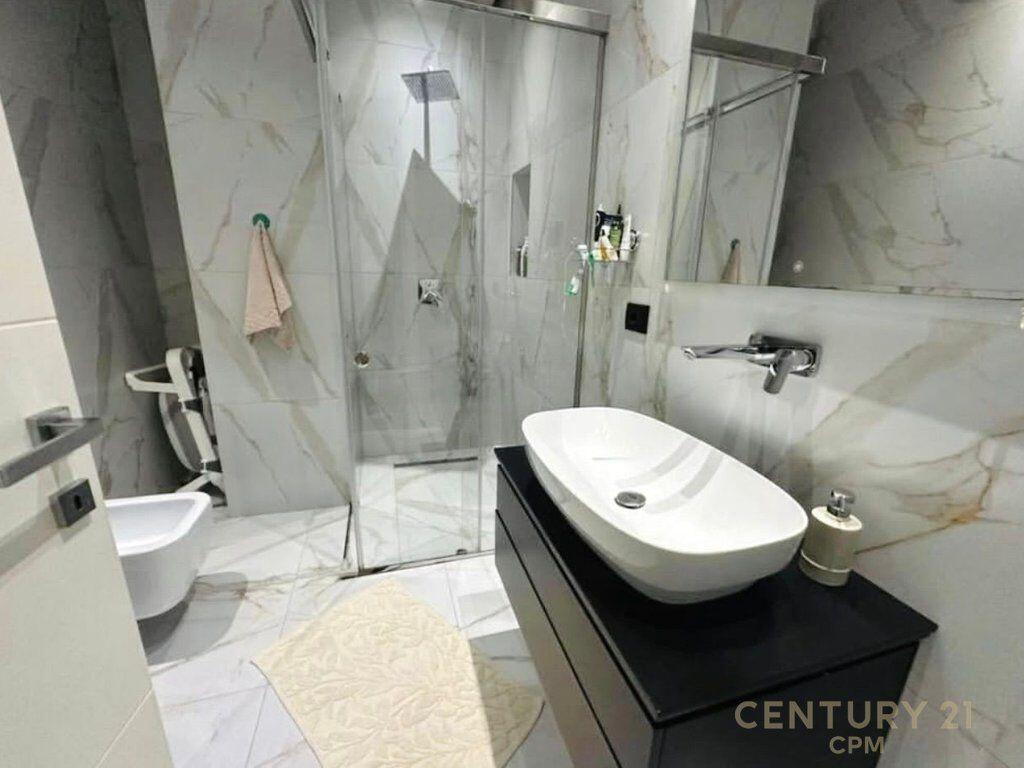 Apartament 2+1 per shitje te Kompleksi Delijorgji