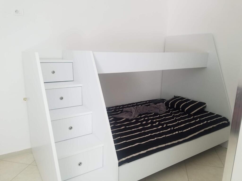 GARSIONERE 25000 LEKE.ASTIR