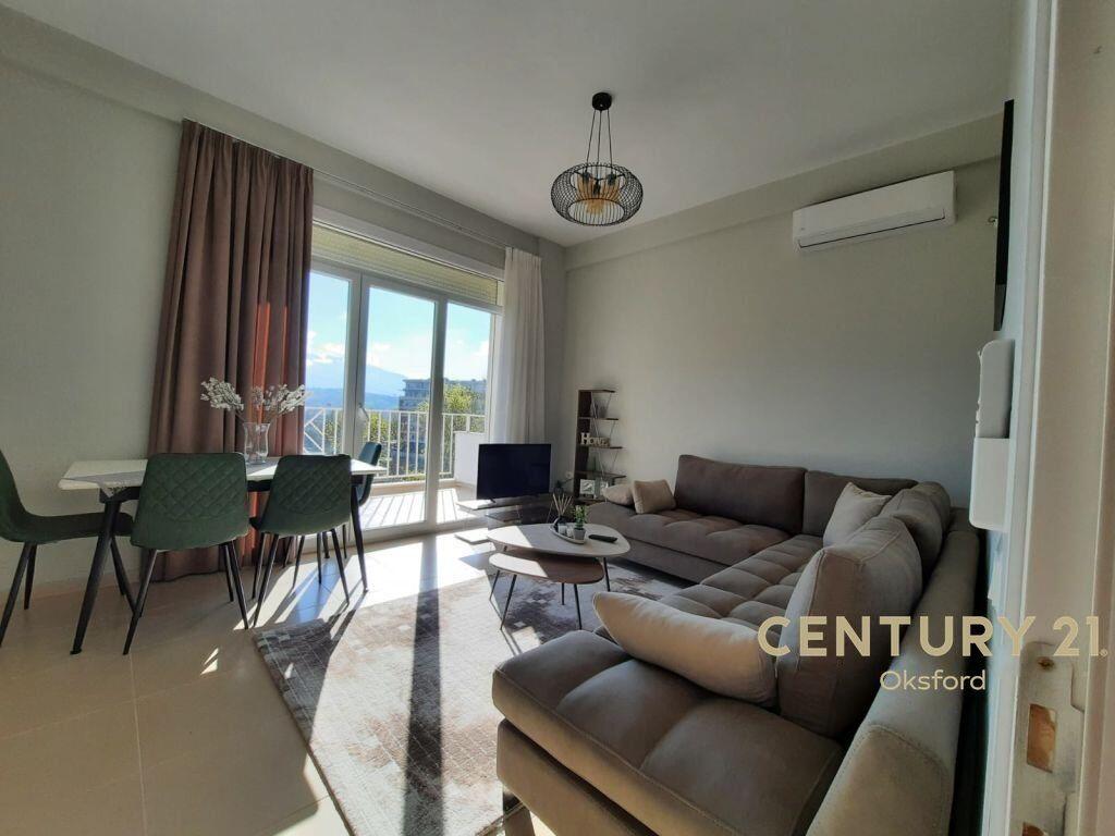 Jepet me qira apartament në zonën e Liqenit të Tiranës, pranë Piceri Pavarottit! 900 € /Muaj Sip. Totale  97m2