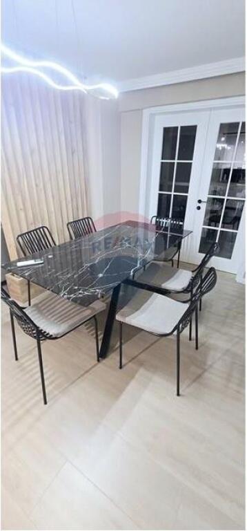 Apartament per qera 3+1+2 tek Mine Peza