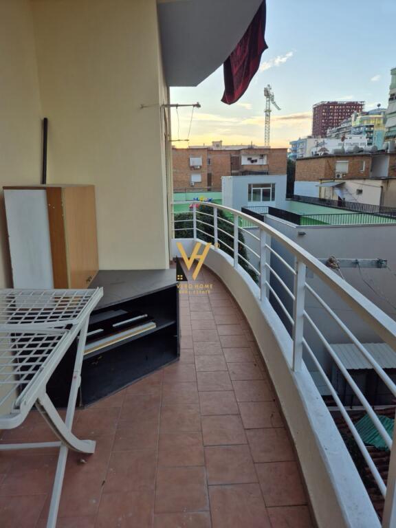 JEPET APARTAMENT 2+1+BLK ME QERA TE RRUGA HIM KOLLI 70.000 LEKE