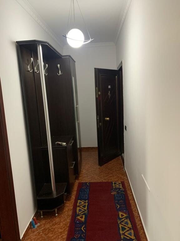 Apartament 1+1, Don Bosko!