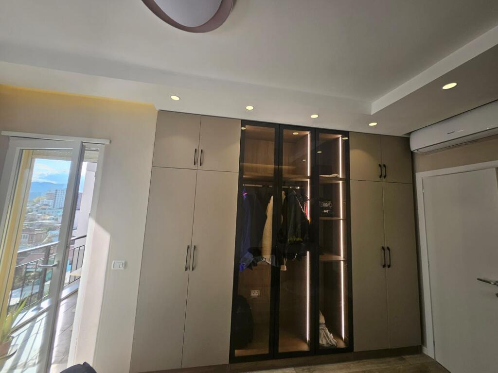 Jepet Me Qera Apartament 2+1+2 Tualete + 1 Ballkon