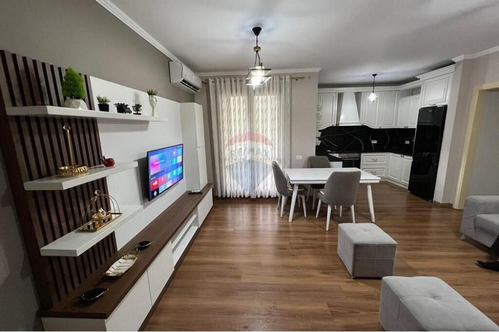 🏠✨ APARTAMENT 2+1+2 ME QIRA – KOPSHTI BOTANIK ✨🏠