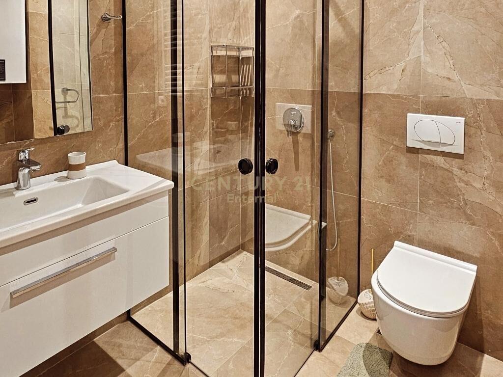 Jepet me qera 1+1  rr Elbasanit 570 euro