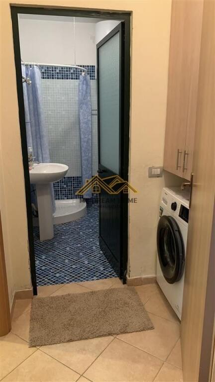 SHITET APARTAMENT 1+1 PRANE GRANDE BLUE FAFA!