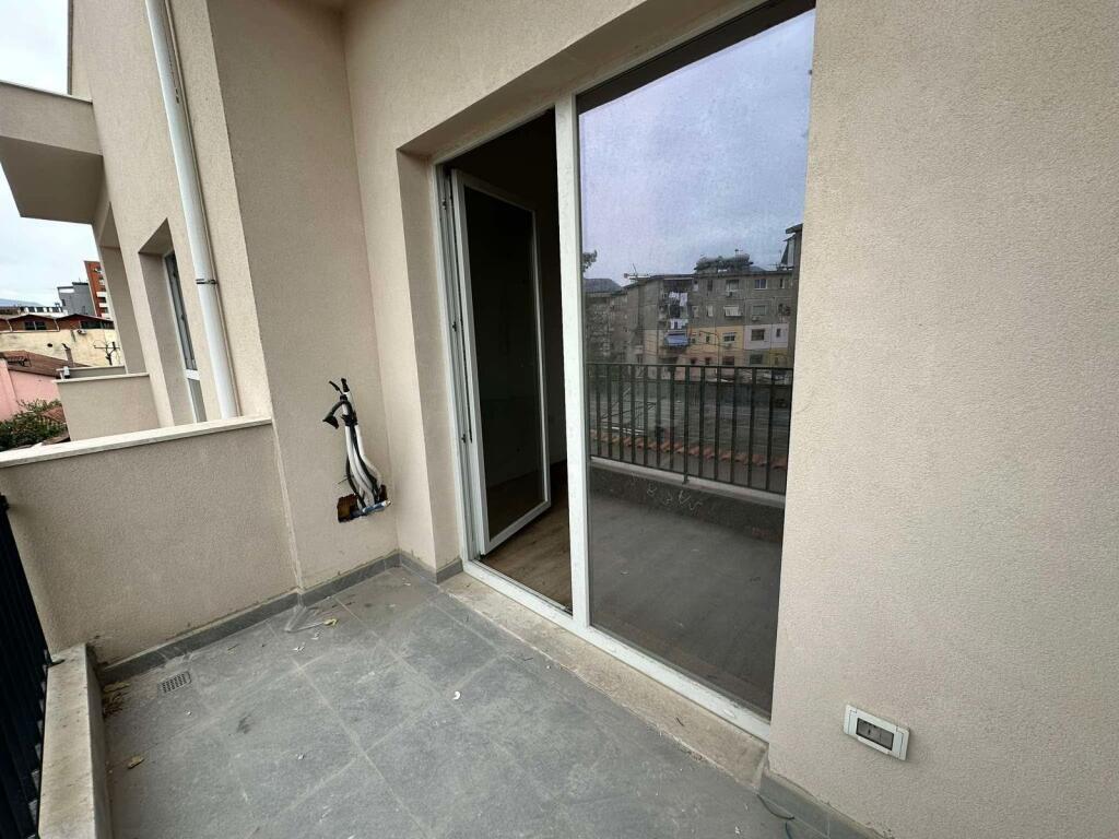 Shitet, Apartament 1+1, Rruga Dritan Hoxha. 125,630 €