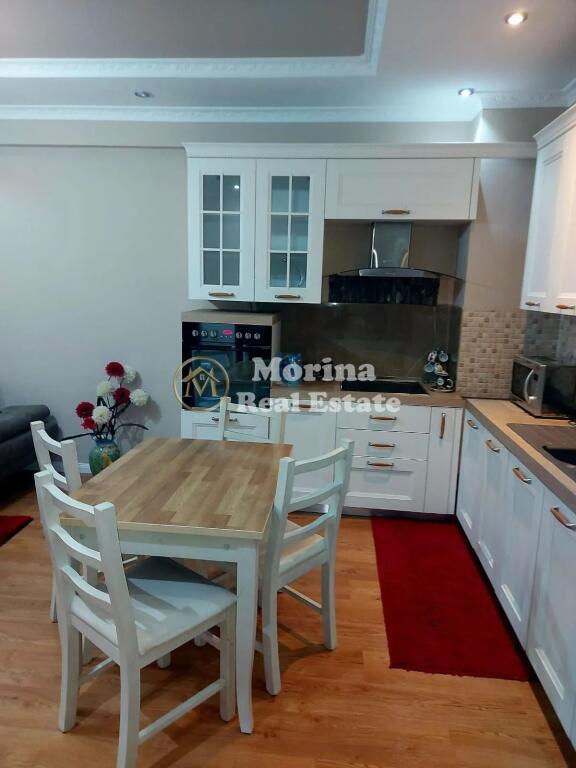 Qera, Apartament 2+1, Liqeni I Thate, 900 Euro €
