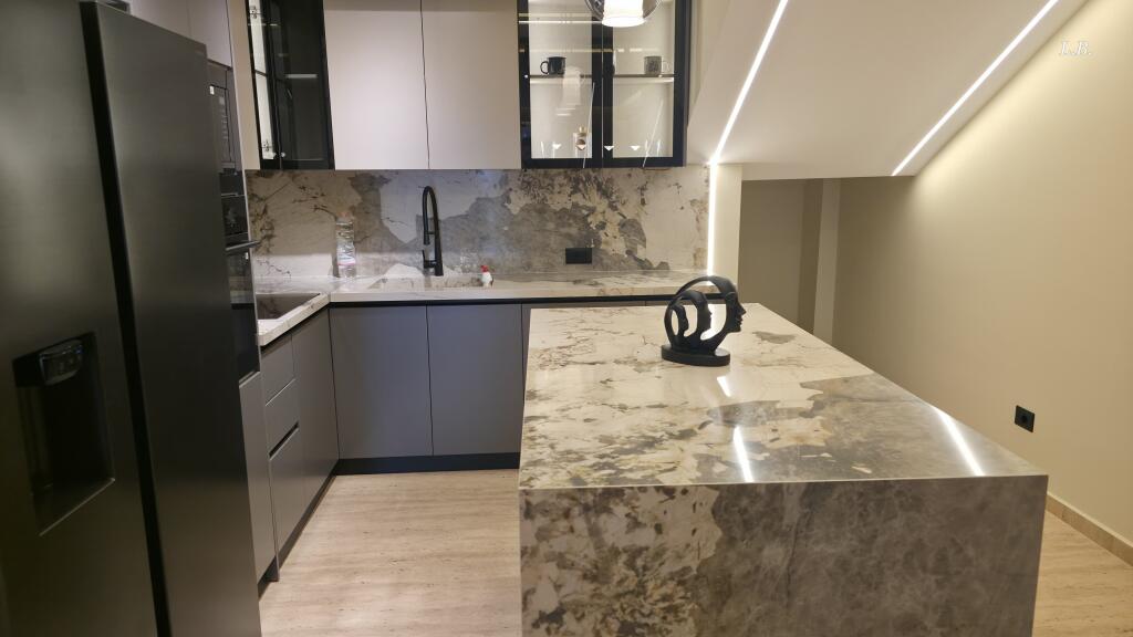 🏡 Apartament Luksoz me Qira – Kopshti Sekret