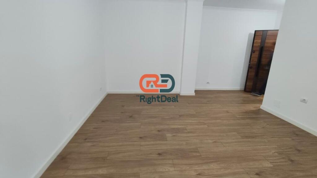 In Via Bogdaneve, Appartamento 2+1 In Vendita Con Planimetria Regolare!!