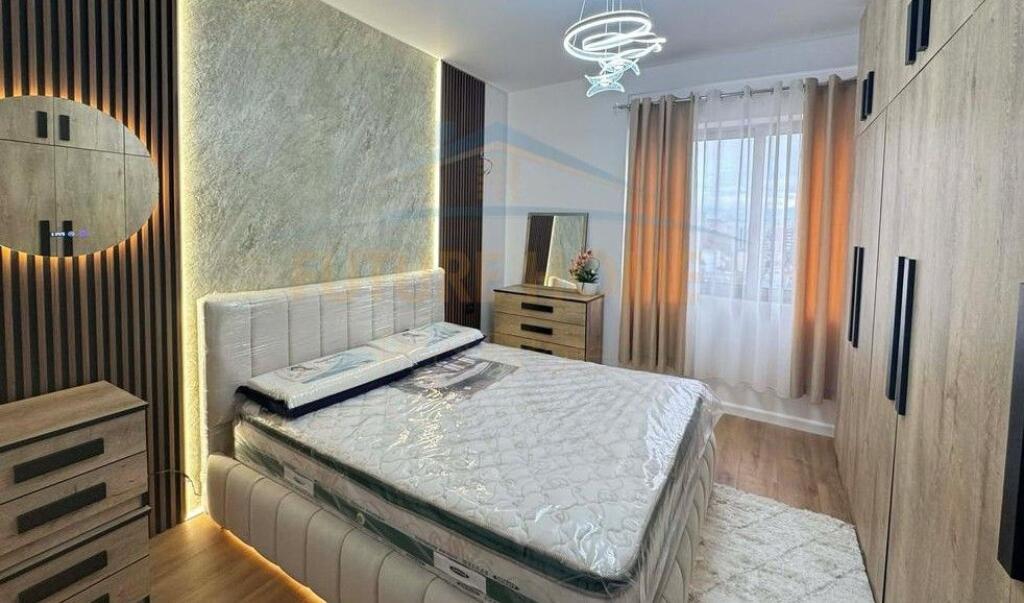 Shitet , Apartament 2+1+2 Unaza e Re , Tirane