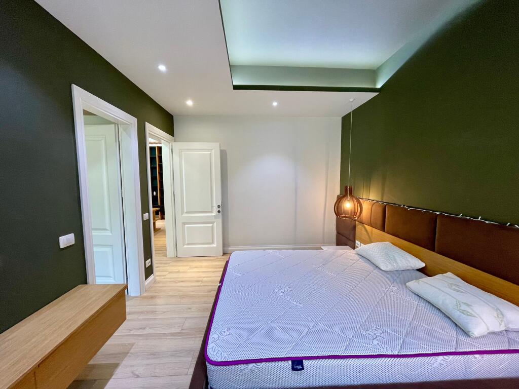 SHITET apartament 2+1 Rezidenca “Kodra e Diellit” afër Kopshtit "British"