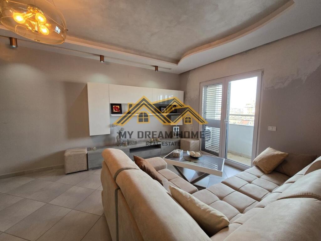 SHITET APARTAMENT 2+1 QENDER DURRES