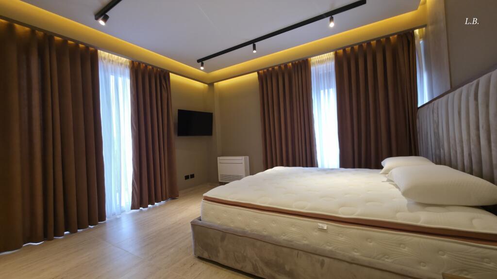 🏡 Apartament Luksoz me Qira – Kopshti Sekret