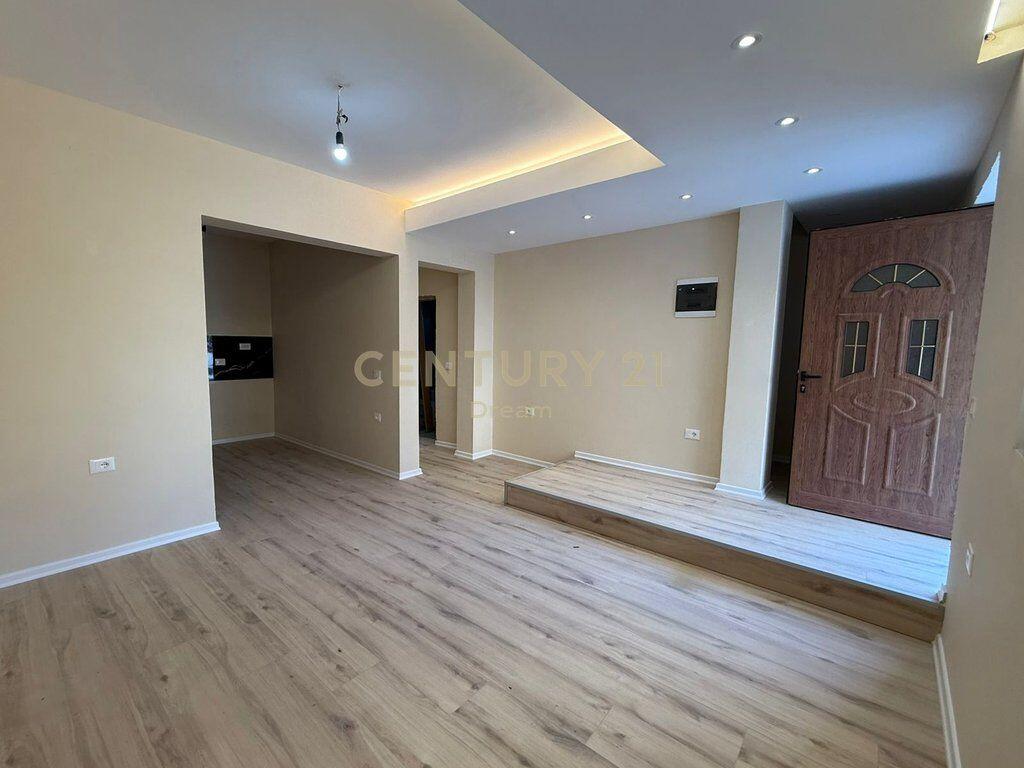 Appartamento 2+1+ Veranda in affitto a Ali Dem vicino al Carcere delle Donne !!!!