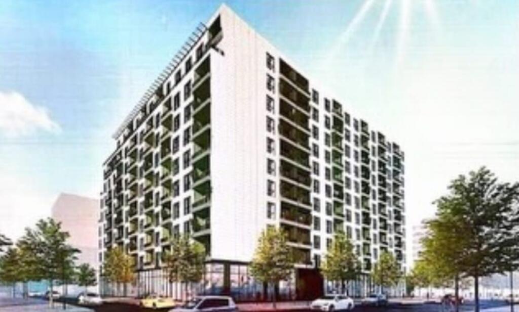 Fusha e Aviacionit shitet apartament 1270 EURO/M² Super Okazion Shesim 2+1+2.