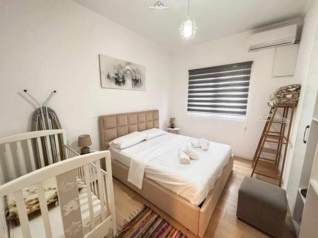 Apartament Me Qera 2+1 Tek Rruga e Kavajes (ID B221377) Tirane