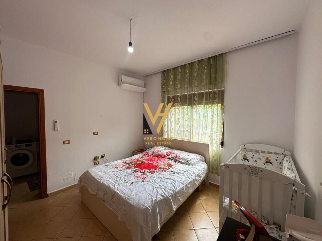JEPET APARTAMENT 2+1+VERANDE ME QERA TE BULEVARDI I RI 45.000 LEKE