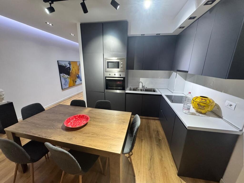 🏡 Shitet Super Apartament 2+1+2 – Komuna e Parisit