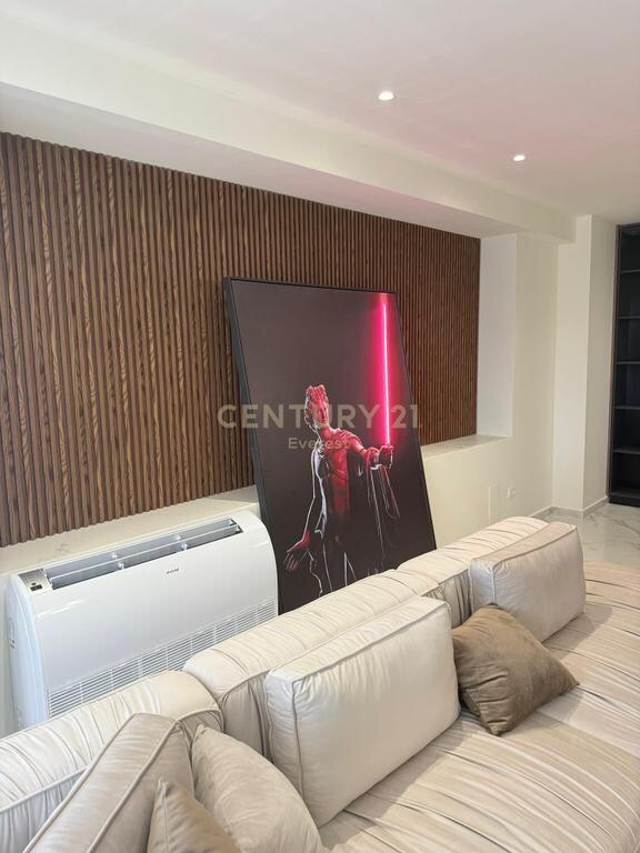 FARKE - RESIDENCA LAKE LAND, WE RENT APARTMENT 2+1+PARKING SPACE 1,200 € /Month Total Area 130m2