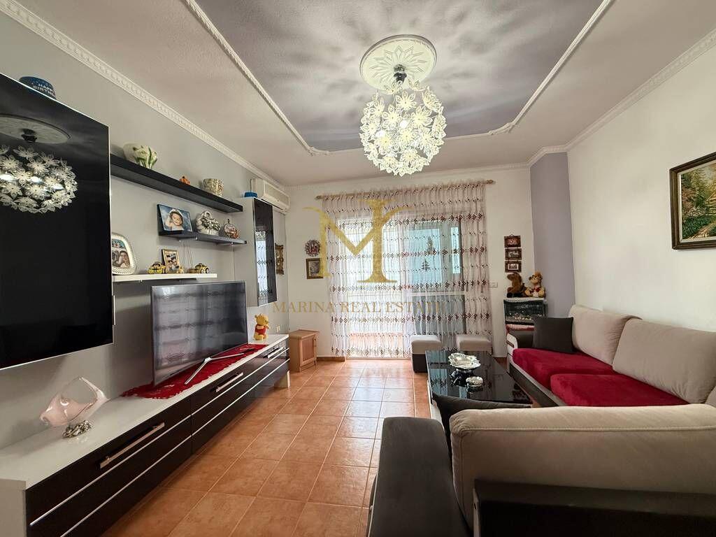 APARTAMENT 1+1 ME QERA AFATGJATE NE PLAZH ILIRIA !!