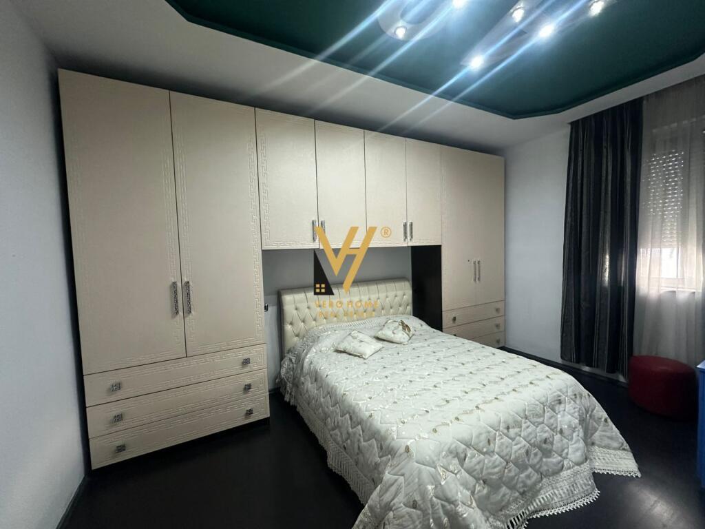 APPARTAMENTO E MONOLOCALE IN VENDITA IN VIA DURRES 172.000 EURO