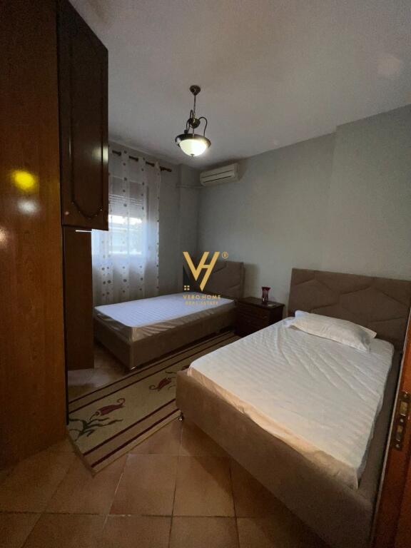 AFFITTASI APPARTAMENTO 3+1+2 A KOMUNA E PARISIT 70.000 LEKE