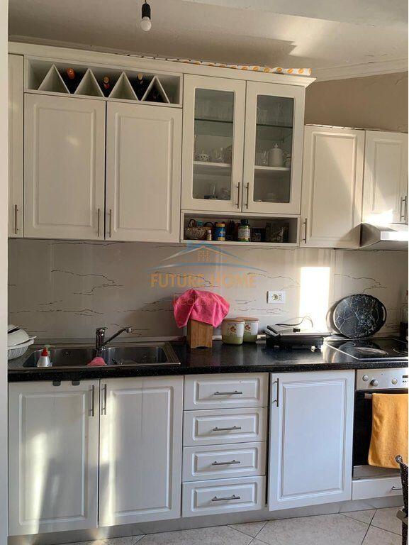 Shitet, Apartament 2+1, Kombinat