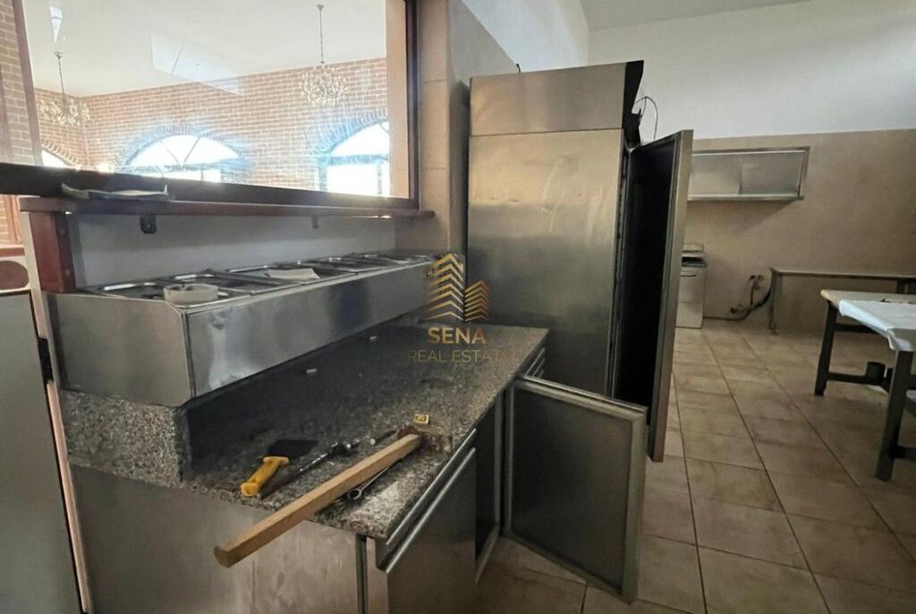 Jepet me qira Objekt biznesi 2 kate Restorant + Hotel, Durres ︱Rruga Kombetare Kombinat – Plepa, 3500 Euro/muaj