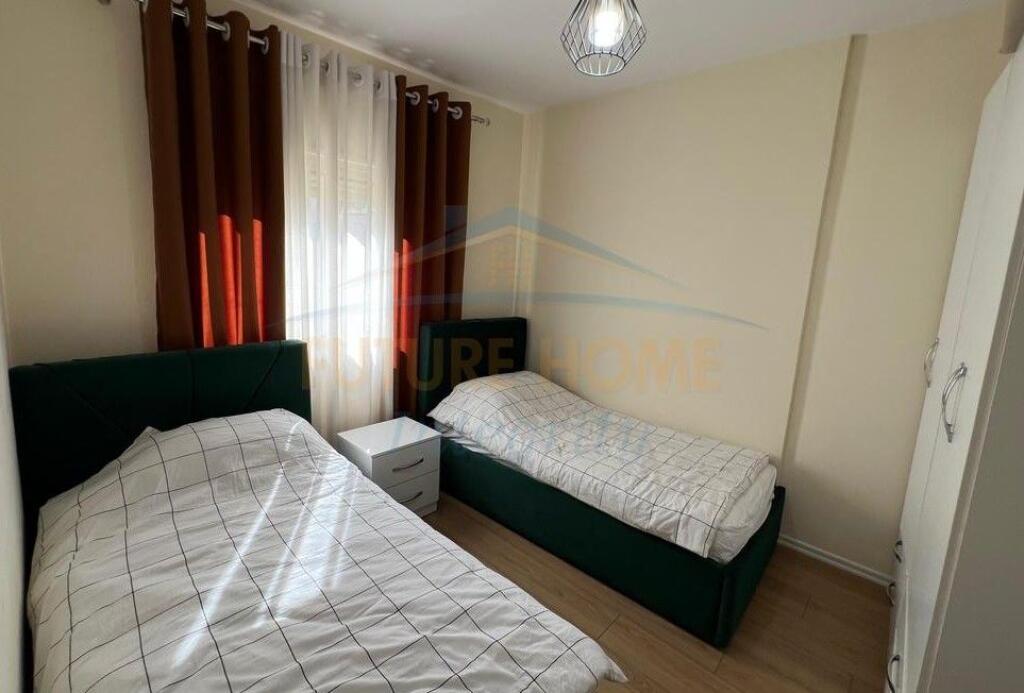 Shitet, Apartament 2+1, Yzberisht, Tiranë.