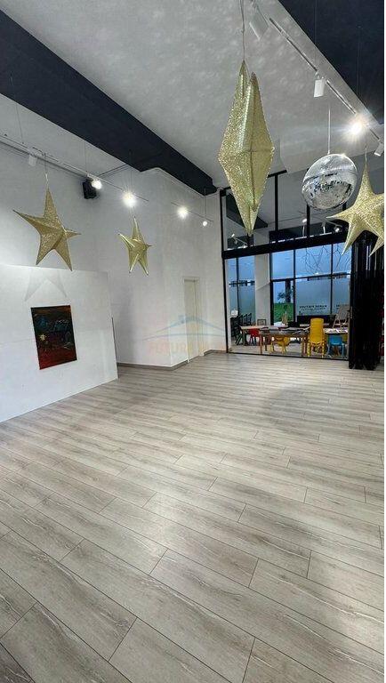 Ambjent Biznesi, Rezidenca Marga 1 per qera