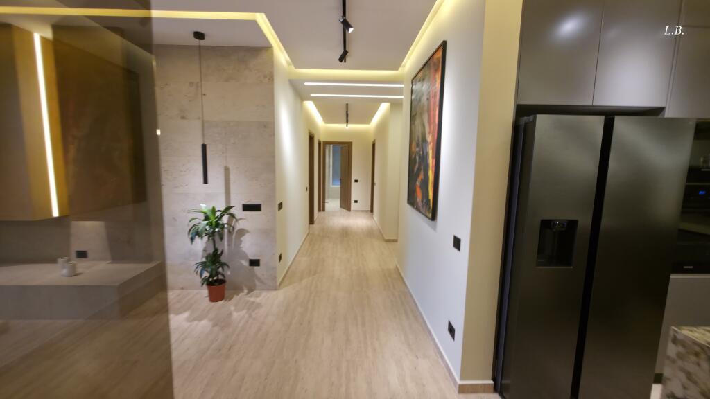 🏡 Apartament Luksoz me Qira – Kopshti Sekret