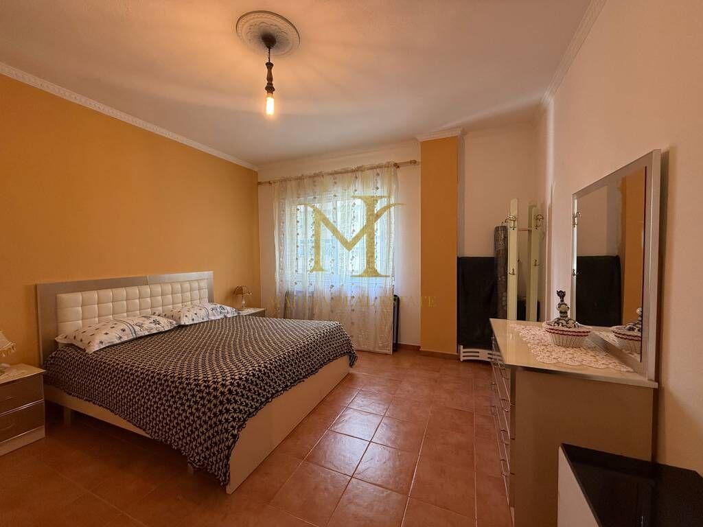 APARTAMENT 1+1 ME QERA AFATGJATE NE PLAZH ILIRIA !!