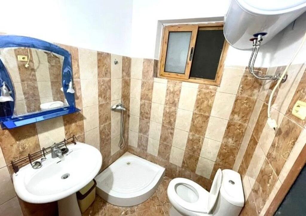 Jepet Me Qera Apartament 1+1