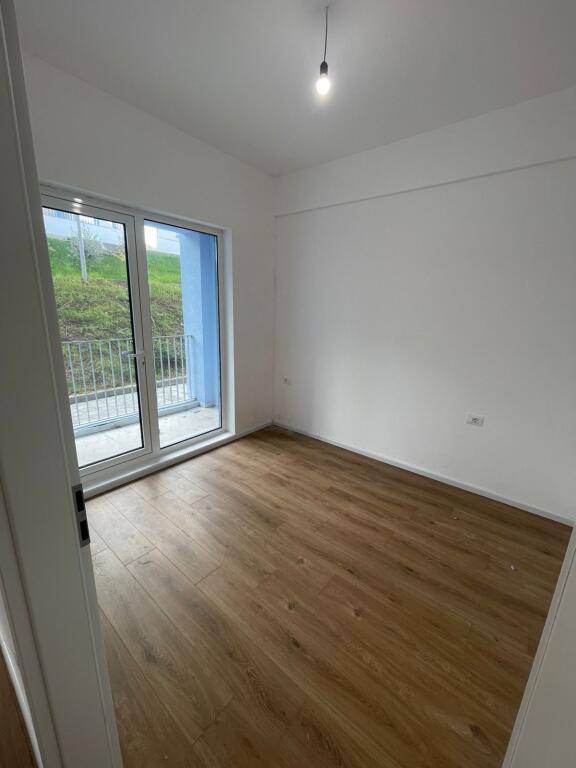 Shitet Apartament 1+1 ne Fresk