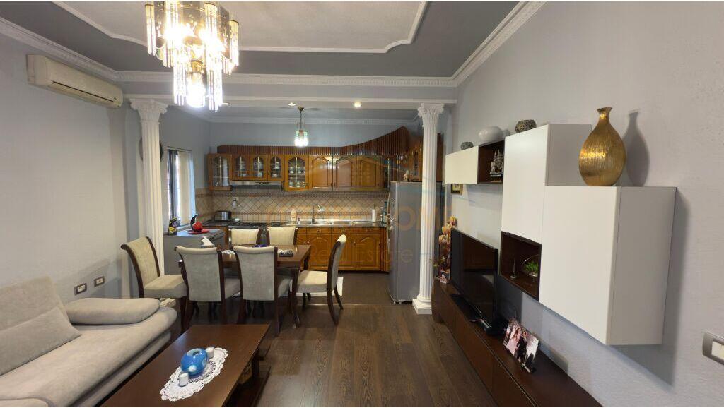 Vile ne Kamez ne shitje