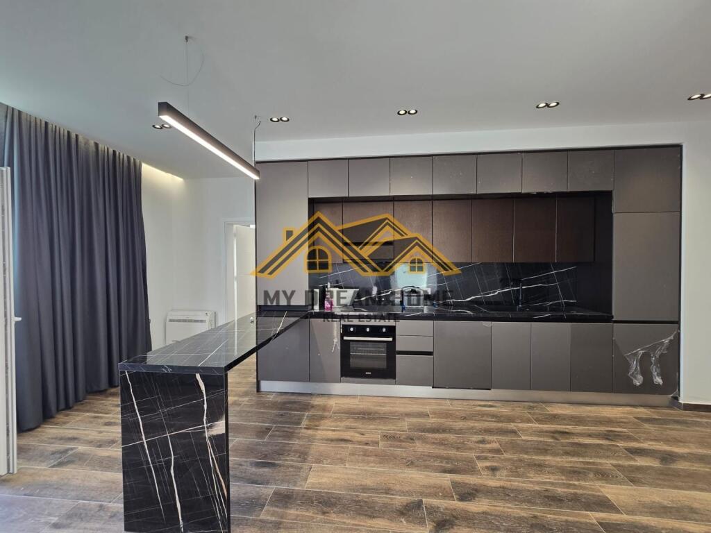 SHITET APARTAMENT 2+1 ME PAMJE DETI NE VOLLGA,DURRES!