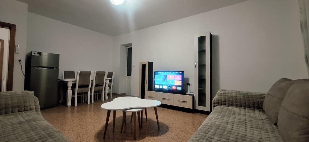 Apartament 1+1 me qera ne Ali Dem prane Fushes