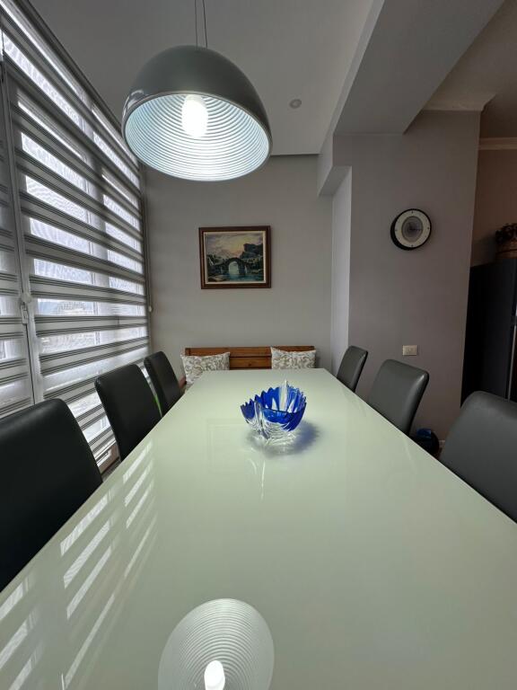 🏡 Jepet apartament 2+1 me qira te Kopshti Zoologjik