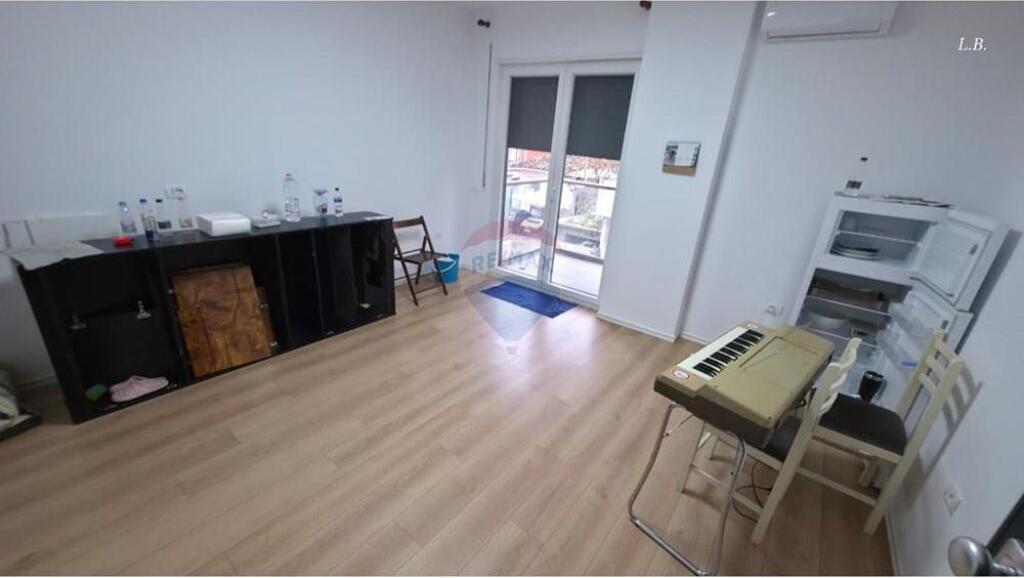 Office for Rent – Myslym Shyri !