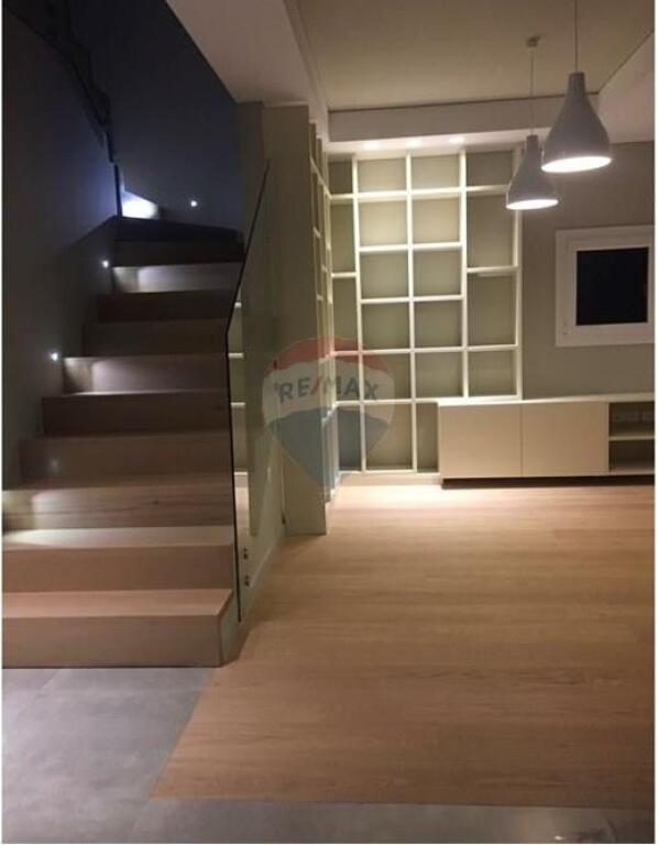 VILE TRE KATESHE ME QIRA LONG HILL